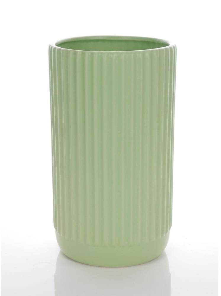 Large cylinder VaseÂ in Pistachio 