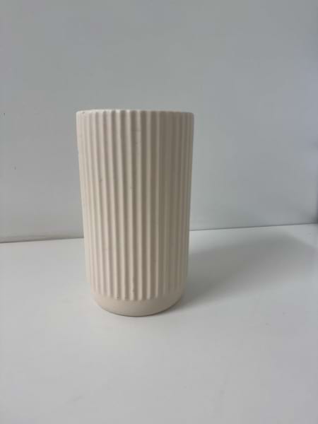 Large cylinder Vase in White 